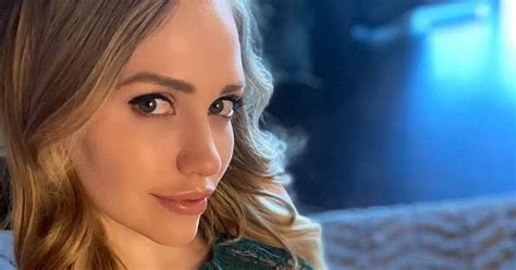 Porn star Mia Malkova admits boob job is something shes。